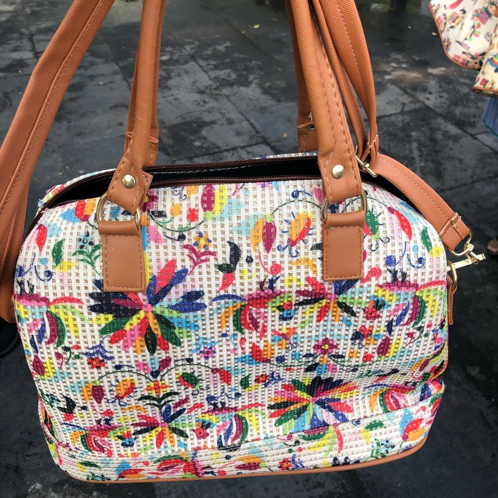 Artisan purse